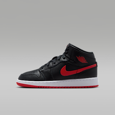 NIKE公式】エア ジョーダン 1 MID ジュニアシューズ.オンラインストア